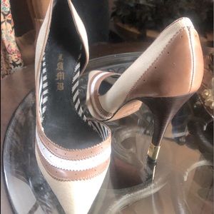 L.A.M.B. Women’s 8 1/2 slip on pumps